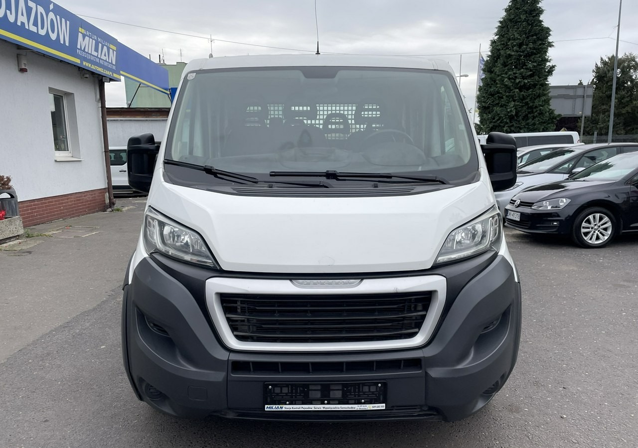 Dostavno vozilo sa otvorenom sandukom, Dostavno vozilo sa duplom kabinom Peugeot Boxer Peugeot Boxer 2.0-130KM klima dokka Brygadówka doka 122tkm 2018: slika 7 Dostavno vozilo sa otvorenom sandukom, Dostavno vozilo sa duplom kabinom Peugeot Boxer Peugeot Boxer 2.0-130KM klima dokka Brygadówka doka 122tkm 2018: slika 7