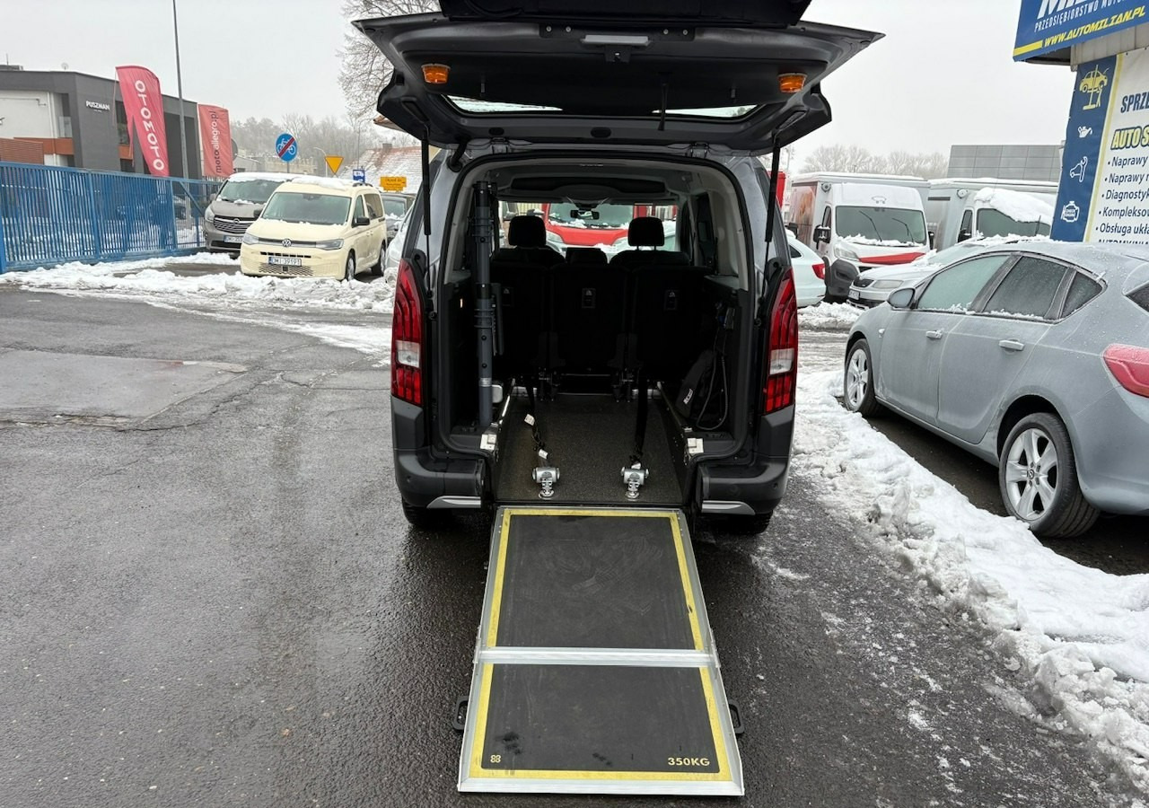Peugeot Rifter Rifter Long 1,5HDI Automat dla Niepełnosprawnych Inwalida Rampa PFRO - Karavan: slika 3 Peugeot Rifter Rifter Long 1,5HDI Automat dla Niepełnosprawnych Inwalida Rampa PFRO - Karavan: slika 3