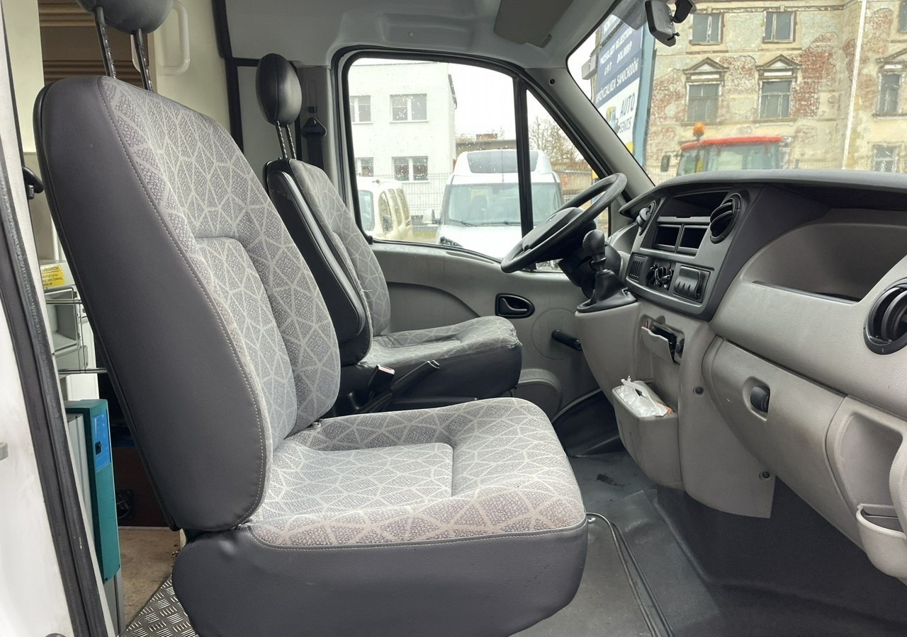 Renault Master Autosklep Gastronomiczny Food Truck Foodtruck sklep bar Borco 2008 - Hrana kamion: slika 5 Renault Master Autosklep Gastronomiczny Food Truck Foodtruck sklep bar Borco 2008 - Hrana kamion: slika 5