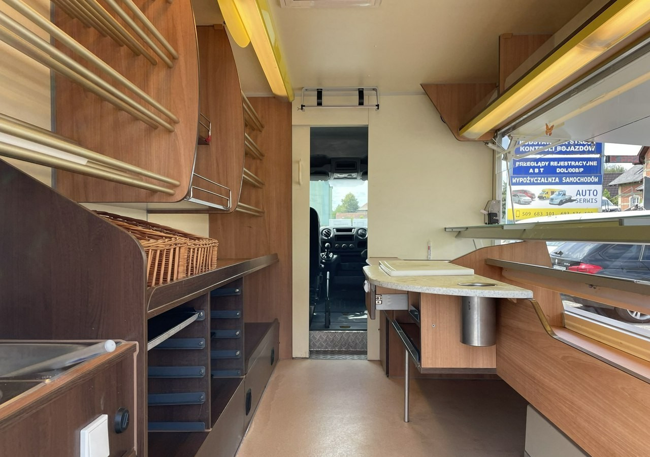 Renault Master Autosklep pieczyw Sklep Gastronomiczny Food Truck Foodtruck BORCO 20 - Hrana kamion: slika 4 Renault Master Autosklep pieczyw Sklep Gastronomiczny Food Truck Foodtruck BORCO 20 - Hrana kamion: slika 4