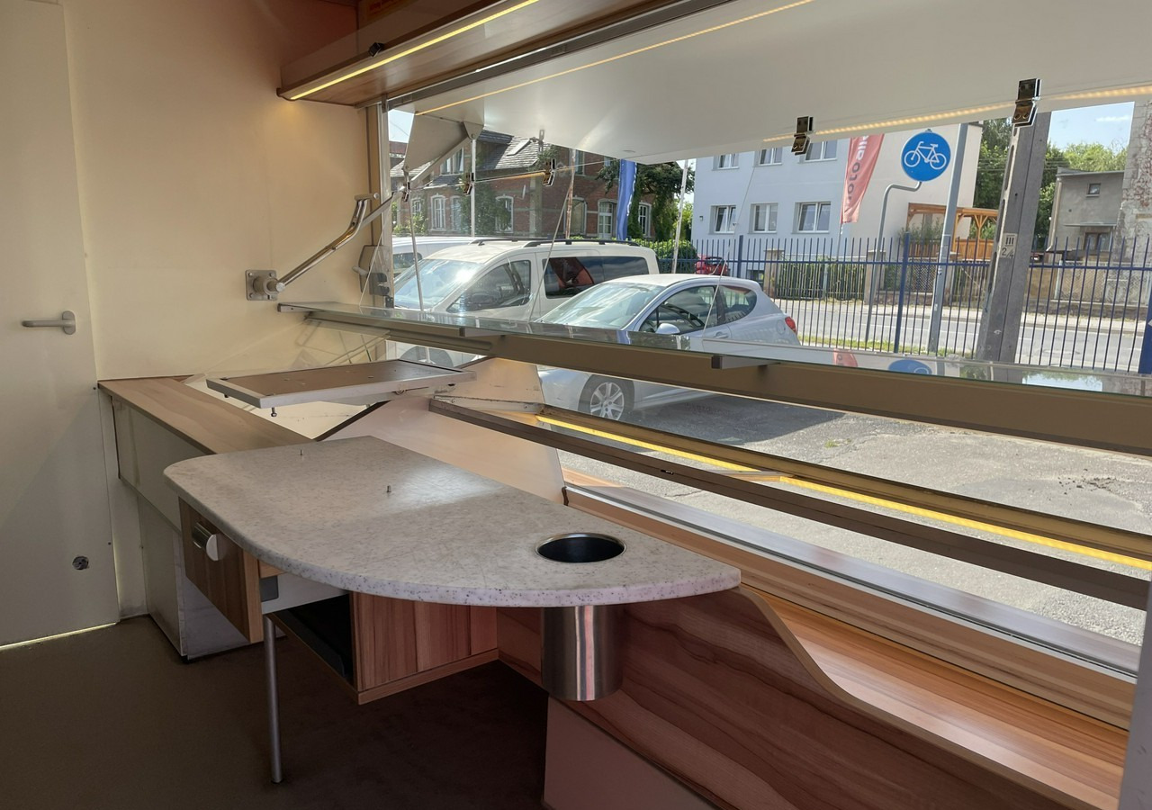 Renault Master Autosklep pieczywa Gastronomiczny Food Truck Foodtruck Sklep Borco20 - Hrana kamion: slika 5 Renault Master Autosklep pieczywa Gastronomiczny Food Truck Foodtruck Sklep Borco20 - Hrana kamion: slika 5
