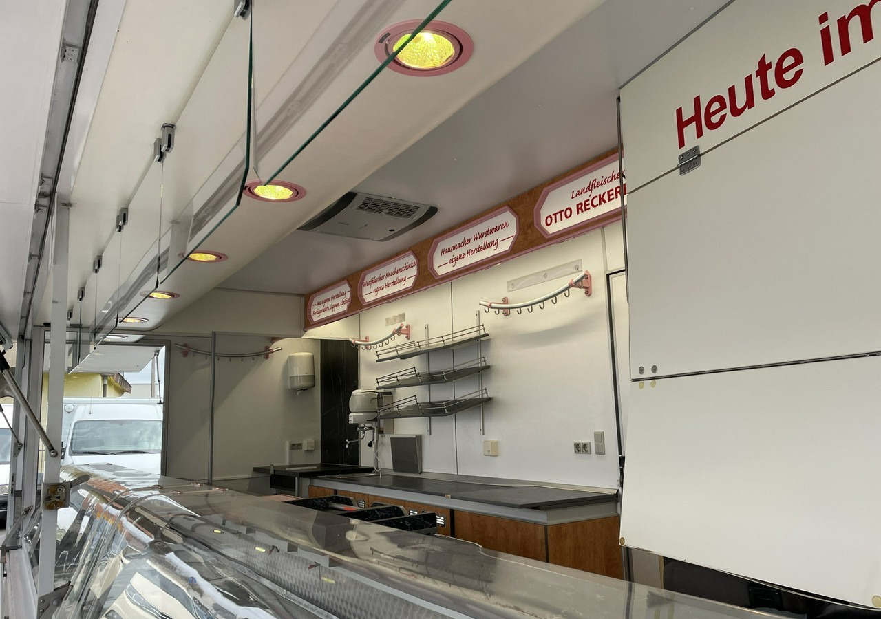 Renault Master Autosklep wędlin Gastronomiczny Food Truck Foodtruck Sklep BORCO 20 - Hrana kamion: slika 4 Renault Master Autosklep wędlin Gastronomiczny Food Truck Foodtruck Sklep BORCO 20 - Hrana kamion: slika 4