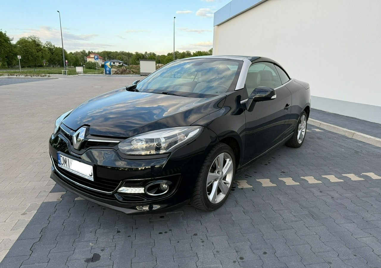 Renault Megane III Cabrio LIFT III 1.2 TCE 131 Skóra Led Navi PDC Bogate wyposażenie 20 - Kabriolet: slika 5 Renault Megane III Cabrio LIFT III 1.2 TCE 131 Skóra Led Navi PDC Bogate wyposażenie 20 - Kabriolet: slika 5