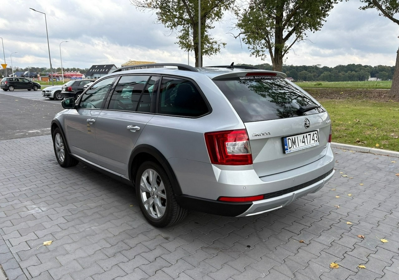 Skoda Octavia III Skoda Octavia 4X4 Scout 2.0 TDI -150KM Model 2017 Bezwypadkowa FV 23 - Automobil: slika 5 Skoda Octavia III Skoda Octavia 4X4 Scout 2.0 TDI -150KM Model 2017 Bezwypadkowa FV 23 - Automobil: slika 5