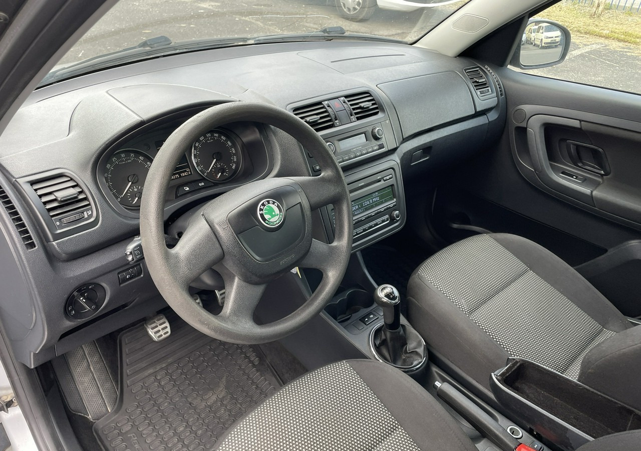 Skoda Roomster I Roomster Scout 1.6-16V Klima 2012 - Automobil: slika 2 Skoda Roomster I Roomster Scout 1.6-16V Klima 2012 - Automobil: slika 2