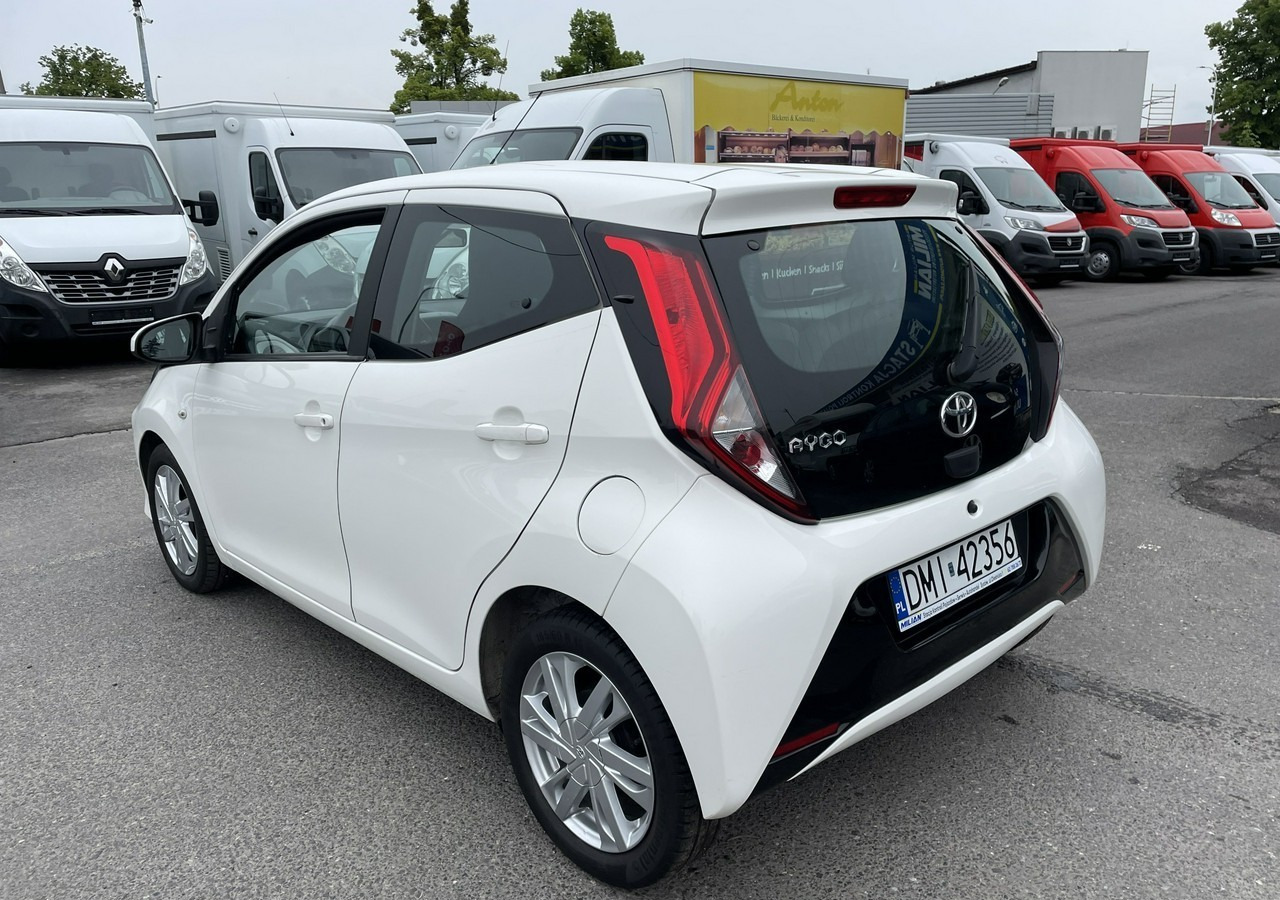 Toyota Aygo II Toyota Aygo 1.0 VVT-i JBL Edition bezyna+LPG Salon PL 2020 - Hečbek: slika 2 Toyota Aygo II Toyota Aygo 1.0 VVT-i JBL Edition bezyna+LPG Salon PL 2020 - Hečbek: slika 2