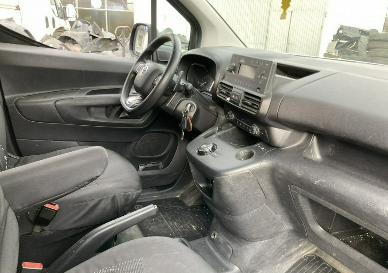 Toyota Inny Toyota Toyota Proace City Maxi - 5 osob Automat Klima Salon PL Model 2021 - Furgon: slika 3 Toyota Inny Toyota Toyota Proace City Maxi - 5 osob Automat Klima Salon PL Model 2021 - Furgon: slika 3