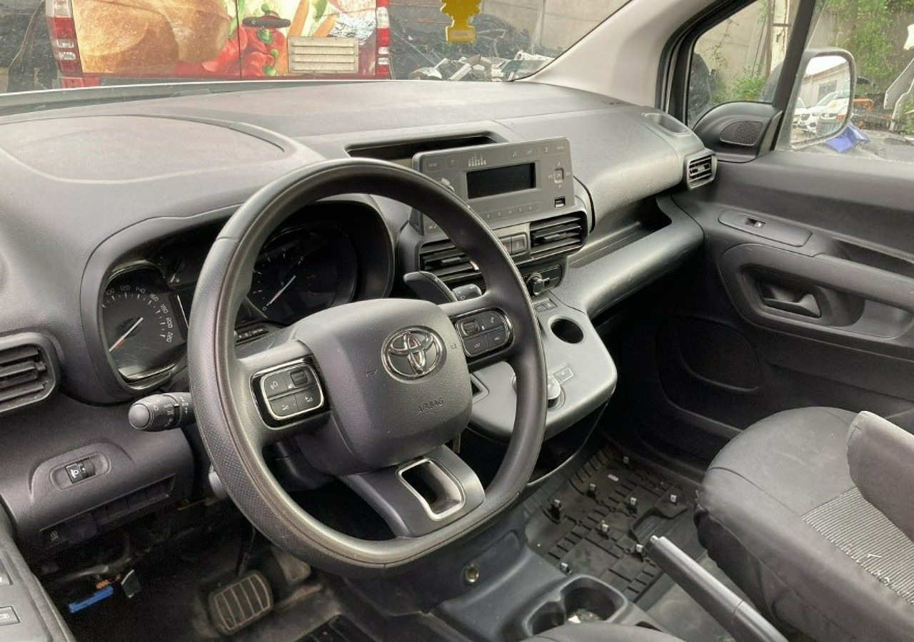 Toyota Inny Toyota Toyota Proace City Maxi - 5 osob Automat Klima Salon PL Model 2021 - Furgon: slika 1 Toyota Inny Toyota Toyota Proace City Maxi - 5 osob Automat Klima Salon PL Model 2021 - Furgon: slika 1