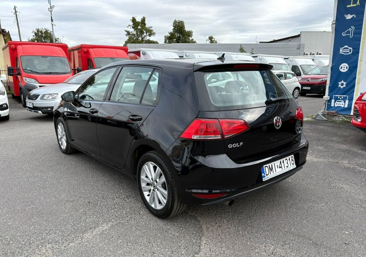 Volkswagen Golf VII VII 1,6 TDI 110KM 153TKM Klimatronik Navi Alu PDC 2015 Bez wkładu fi - Hečbek: slika 4 Volkswagen Golf VII VII 1,6 TDI 110KM 153TKM Klimatronik Navi Alu PDC 2015 Bez wkładu fi - Hečbek: slika 4