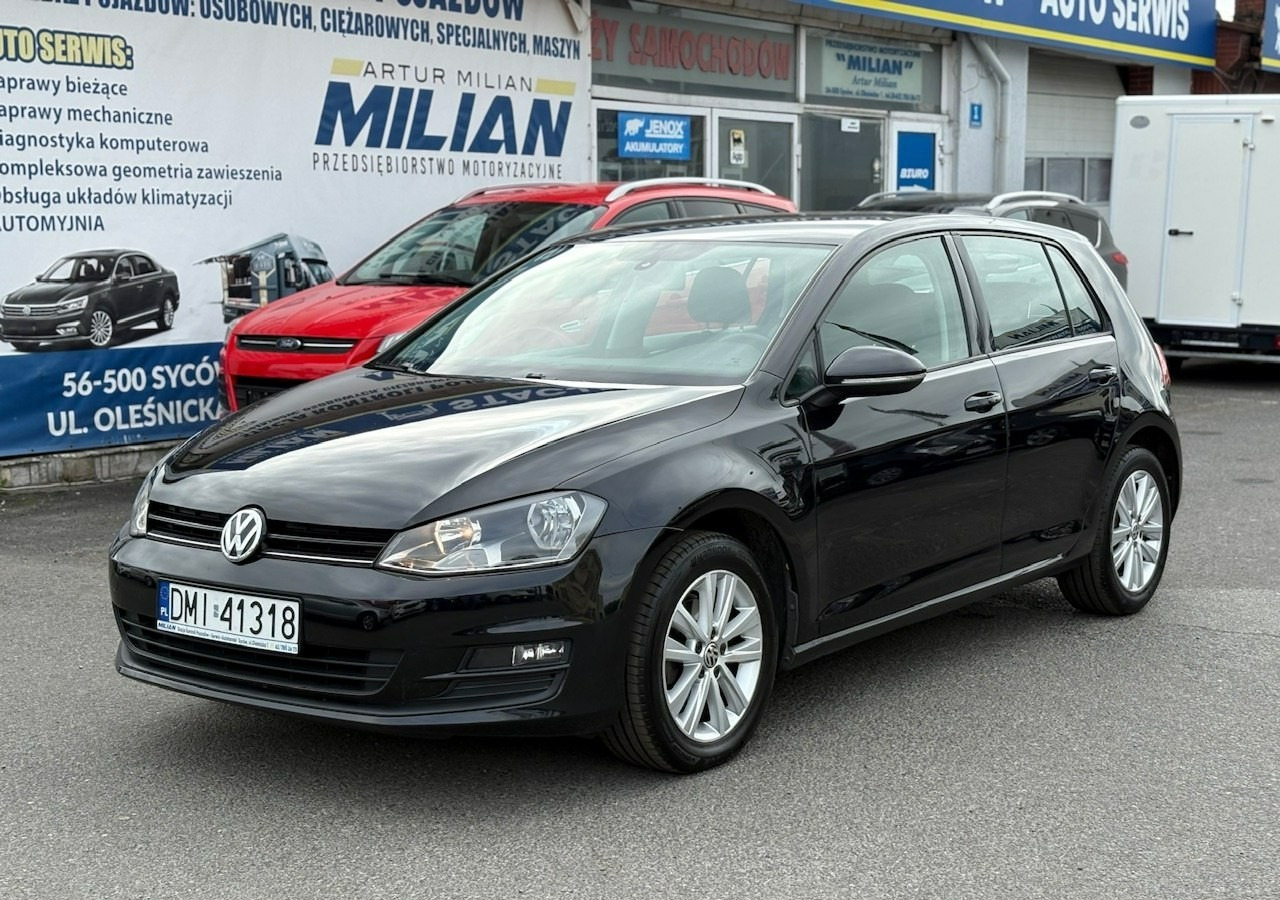 Volkswagen Golf VII VII 1,6 TDI 110KM 153TKM Klimatronik Navi Alu PDC 2015 Bez wkładu fi - Hečbek: slika 1 Volkswagen Golf VII VII 1,6 TDI 110KM 153TKM Klimatronik Navi Alu PDC 2015 Bez wkładu fi - Hečbek: slika 1