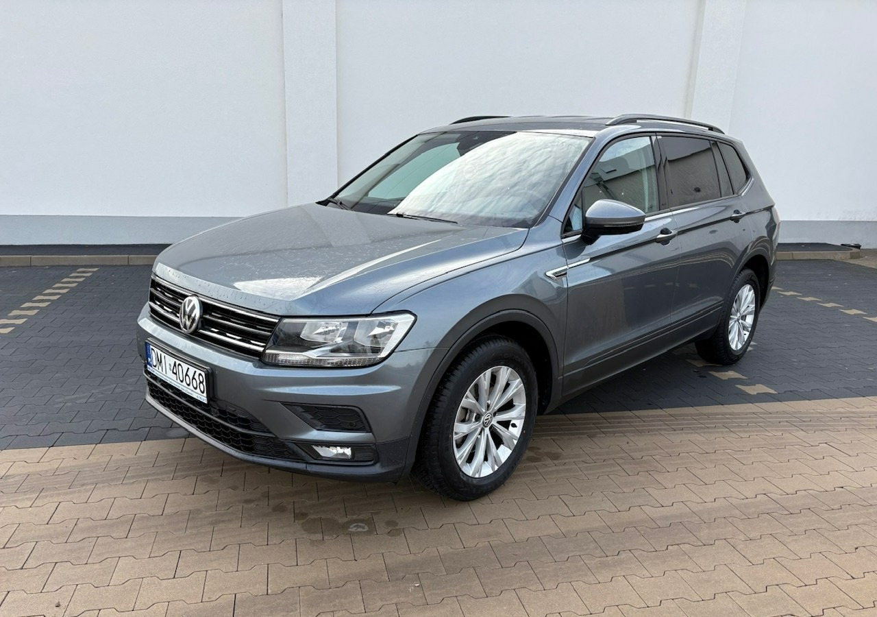 Volkswagen Tiguan II 1,4TSI 150KM 65tyśkm 7osobowy Comfort Tempomat ACC Klima Alu 2018 - SUVSUV: slika 2 Volkswagen Tiguan II 1,4TSI 150KM 65tyśkm 7osobowy Comfort Tempomat ACC Klima Alu 2018 - SUVSUV: slika 2