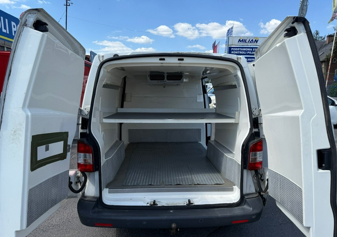 Volkswagen Transporter Transporter T5 LIFT 2.0-180 KM, DSG7 Chłodnia Konvekta Model 2012 - Dostavno vozilo hladnjača: slika 1 Volkswagen Transporter Transporter T5 LIFT 2.0-180 KM, DSG7 Chłodnia Konvekta Model 2012 - Dostavno vozilo hladnjača: slika 1