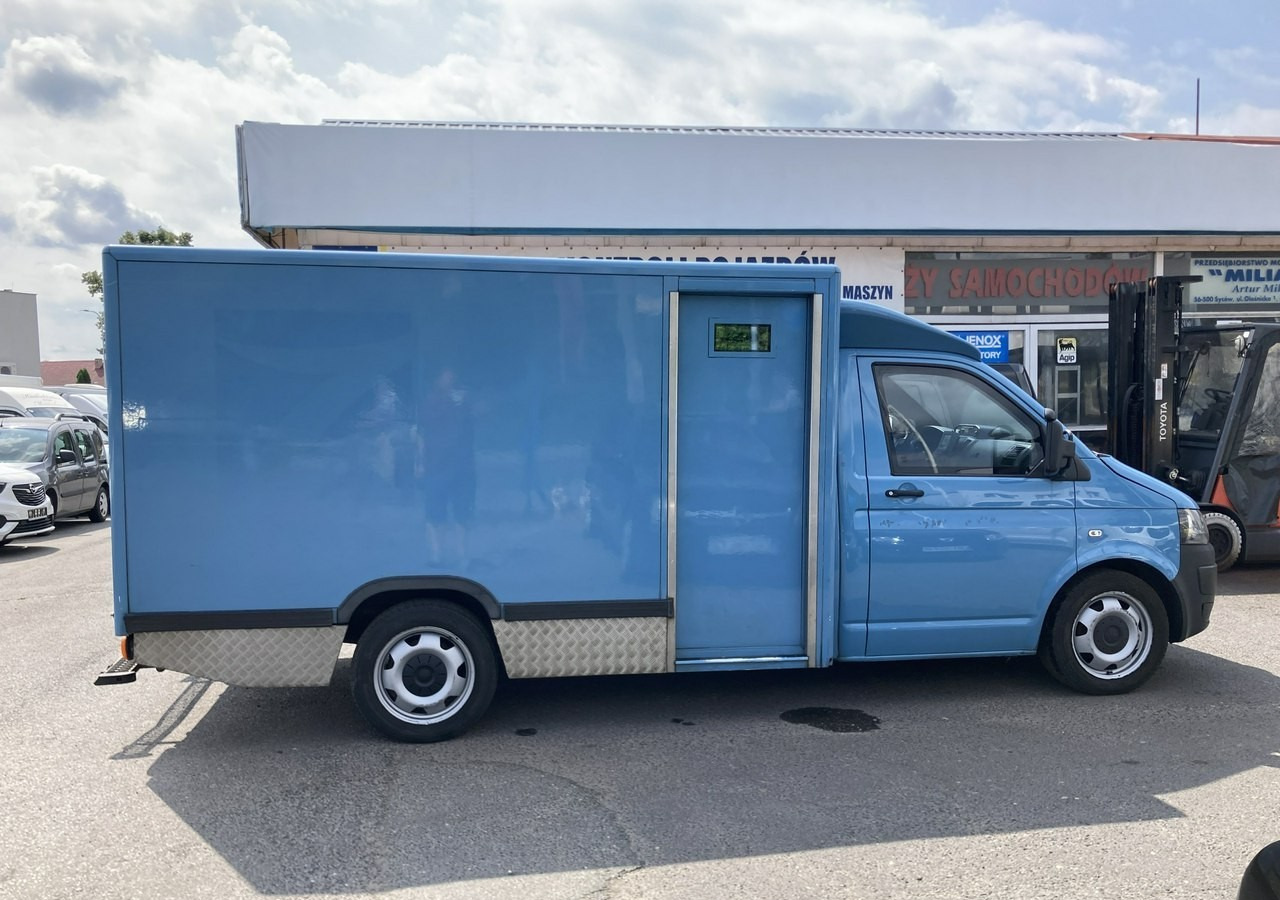 Volkswagen Transporter Trasporter T5 Bankowóz kuloodporny opanceżony Model 2015 - Kolekcionarsko vozilo: slika 3 Volkswagen Transporter Trasporter T5 Bankowóz kuloodporny opanceżony Model 2015 - Kolekcionarsko vozilo: slika 3