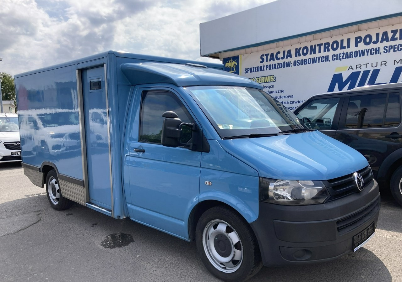Volkswagen Transporter Trasporter T5 Bankowóz kuloodporny opanceżony Model 2015 - Kolekcionarsko vozilo: slika 2 Volkswagen Transporter Trasporter T5 Bankowóz kuloodporny opanceżony Model 2015 - Kolekcionarsko vozilo: slika 2