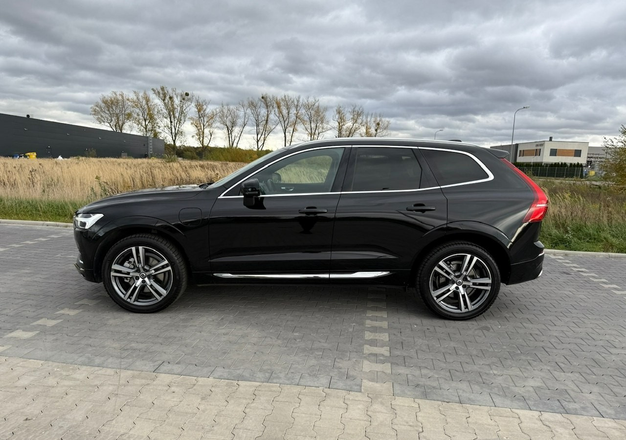 Volvo XC60 II XC60 Recharge Hybryda Plug-in 2.0T8 390KM Inscription Faktura Vat 23 - SUVSUV: slika 3 Volvo XC60 II XC60 Recharge Hybryda Plug-in 2.0T8 390KM Inscription Faktura Vat 23 - SUVSUV: slika 3