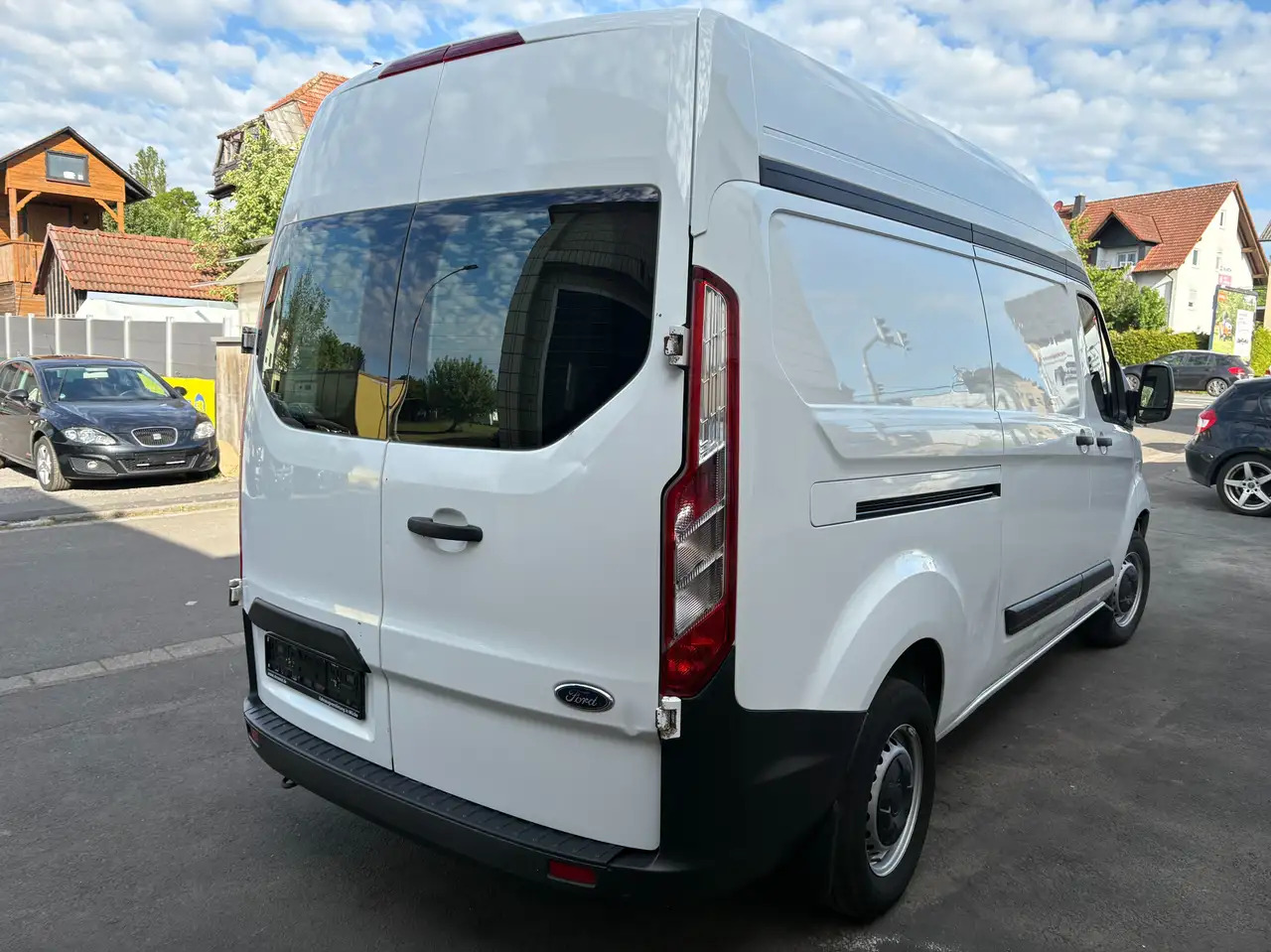 Ford Transit Custom 300 L2 H2 Motorschaden - Furgon: slika 4 Ford Transit Custom 300 L2 H2 Motorschaden - Furgon: slika 4