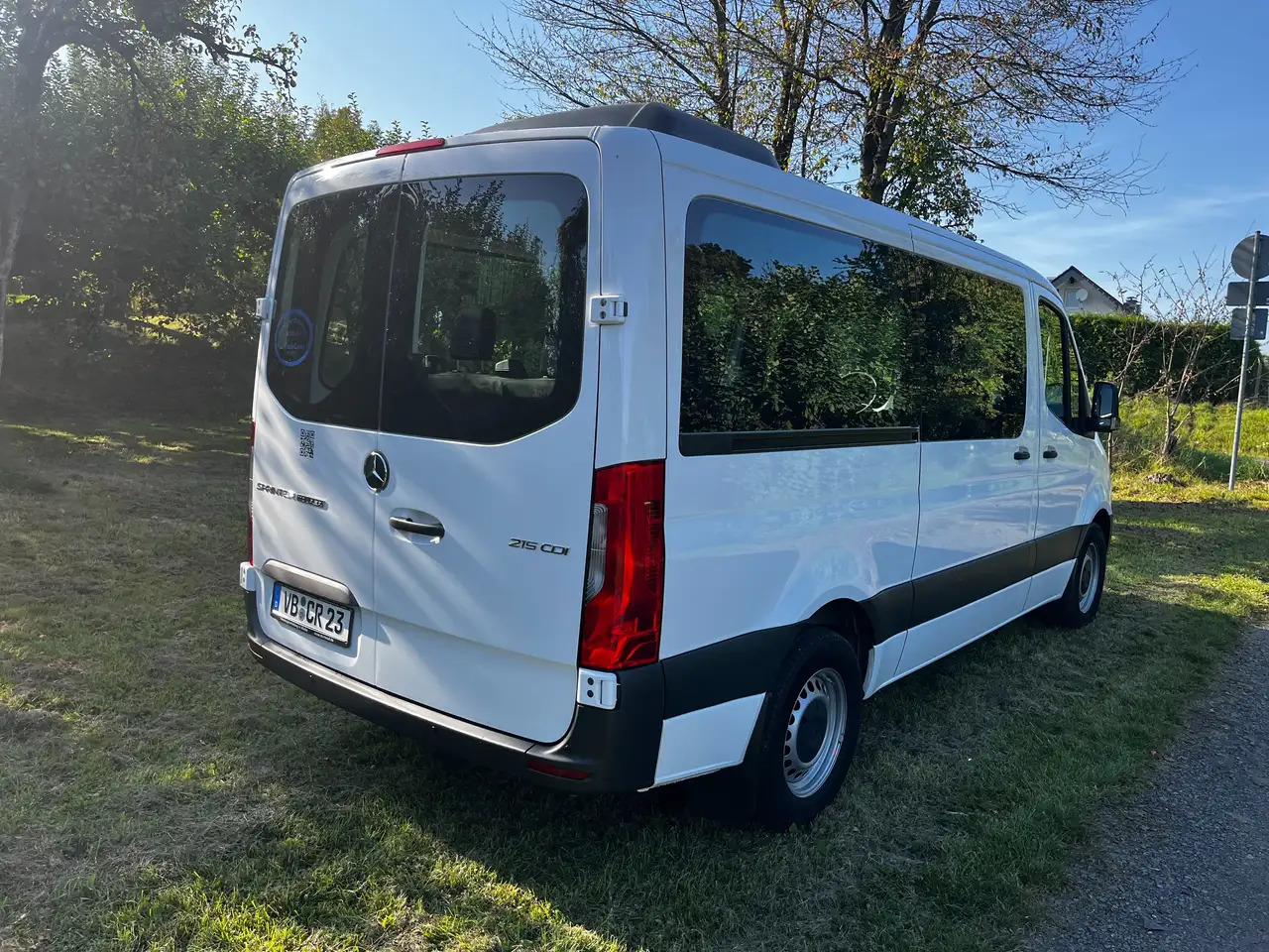 Mercedes-Benz Sprinter KOMBI TOURER DACHKLIMA 9-SITZE - Putnički kombi, Dostavno vozilo sa duplom kabinom: slika 4 Mercedes-Benz Sprinter KOMBI TOURER DACHKLIMA 9-SITZE - Putnički kombi, Dostavno vozilo sa duplom kabinom: slika 4