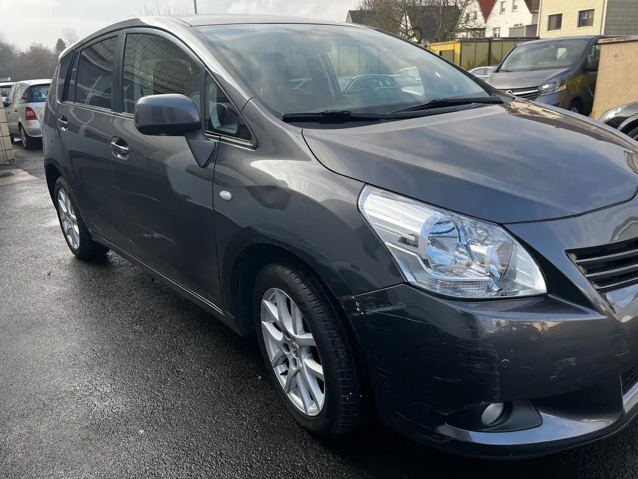 Toyota Verso Travel 7 Sitzer Kupplungsschaden - Automobil: slika 2 Toyota Verso Travel 7 Sitzer Kupplungsschaden - Automobil: slika 2