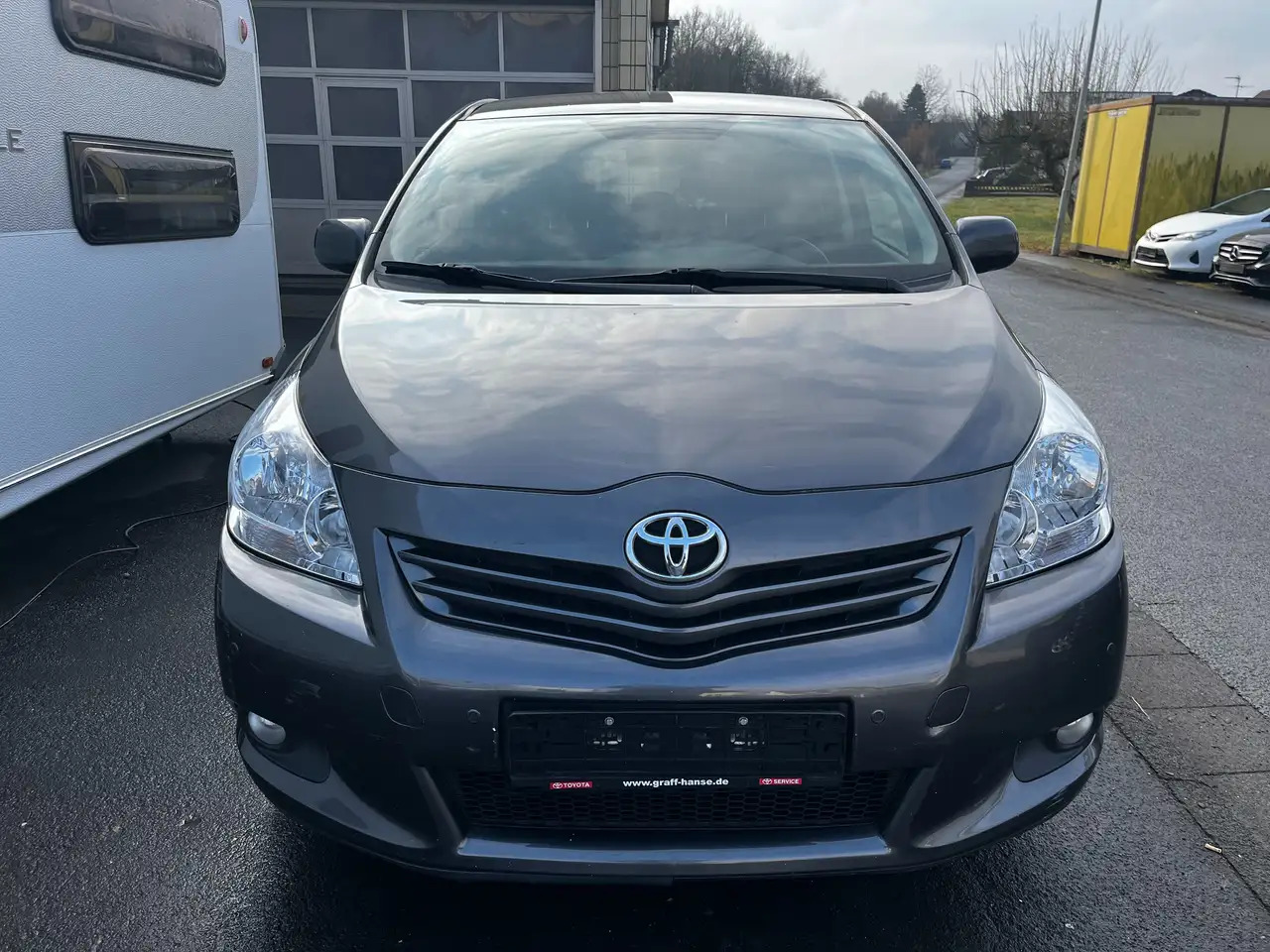 Toyota Verso Travel 7 Sitzer Kupplungsschaden - Automobil: slika 1 Toyota Verso Travel 7 Sitzer Kupplungsschaden - Automobil: slika 1