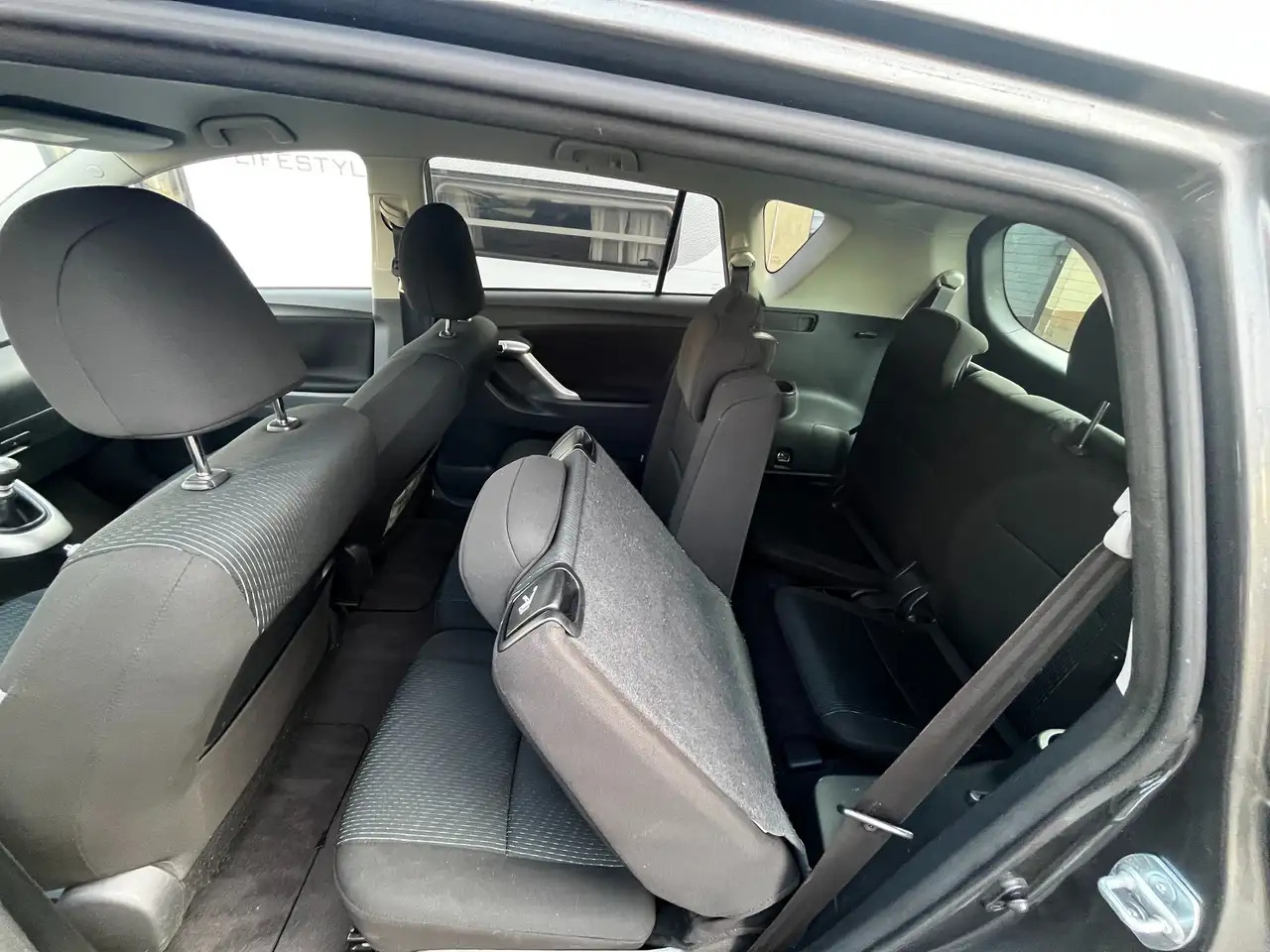 Toyota Verso Travel 7 Sitzer Kupplungsschaden - Automobil: slika 5 Toyota Verso Travel 7 Sitzer Kupplungsschaden - Automobil: slika 5