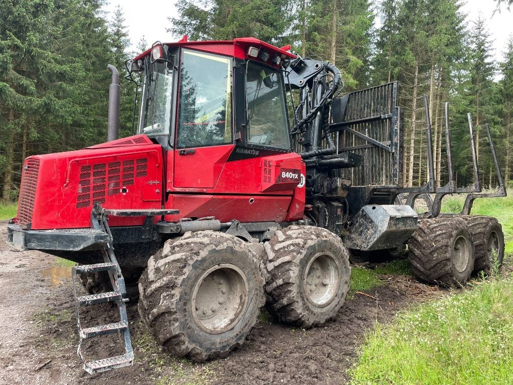 Komatsu 840TX - Prevoznik: slika 1 Komatsu 840TX - Prevoznik: slika 1