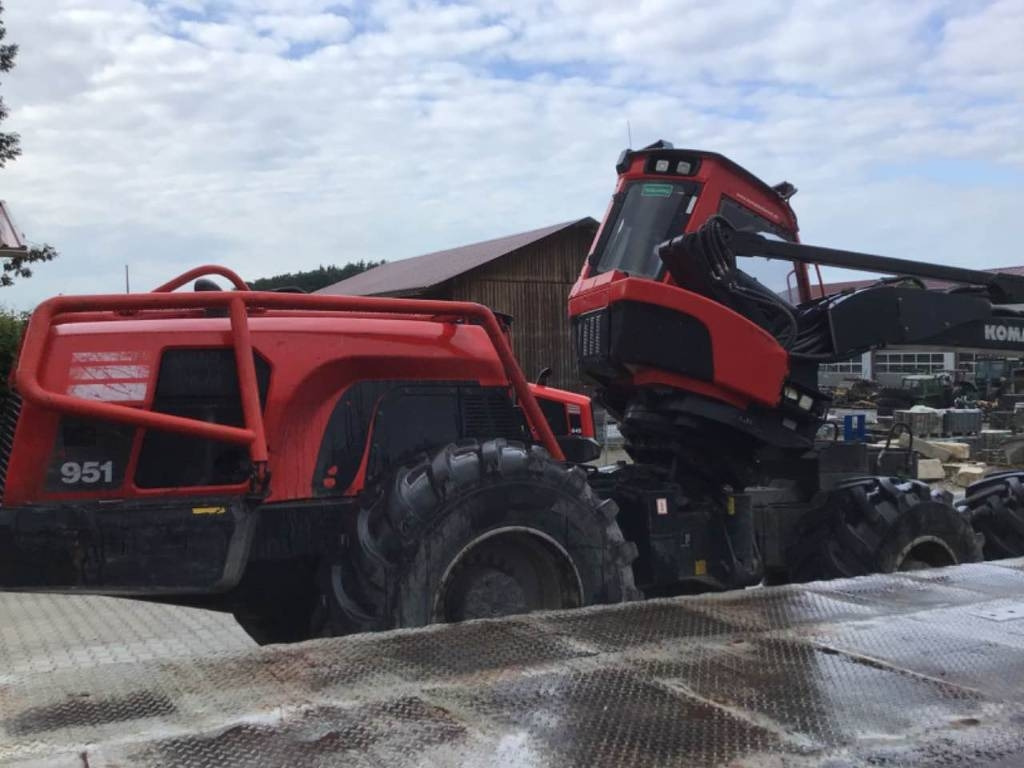 Komatsu 951 - Kombajn za šumarstvo: slika 5 Komatsu 951 - Kombajn za šumarstvo: slika 5