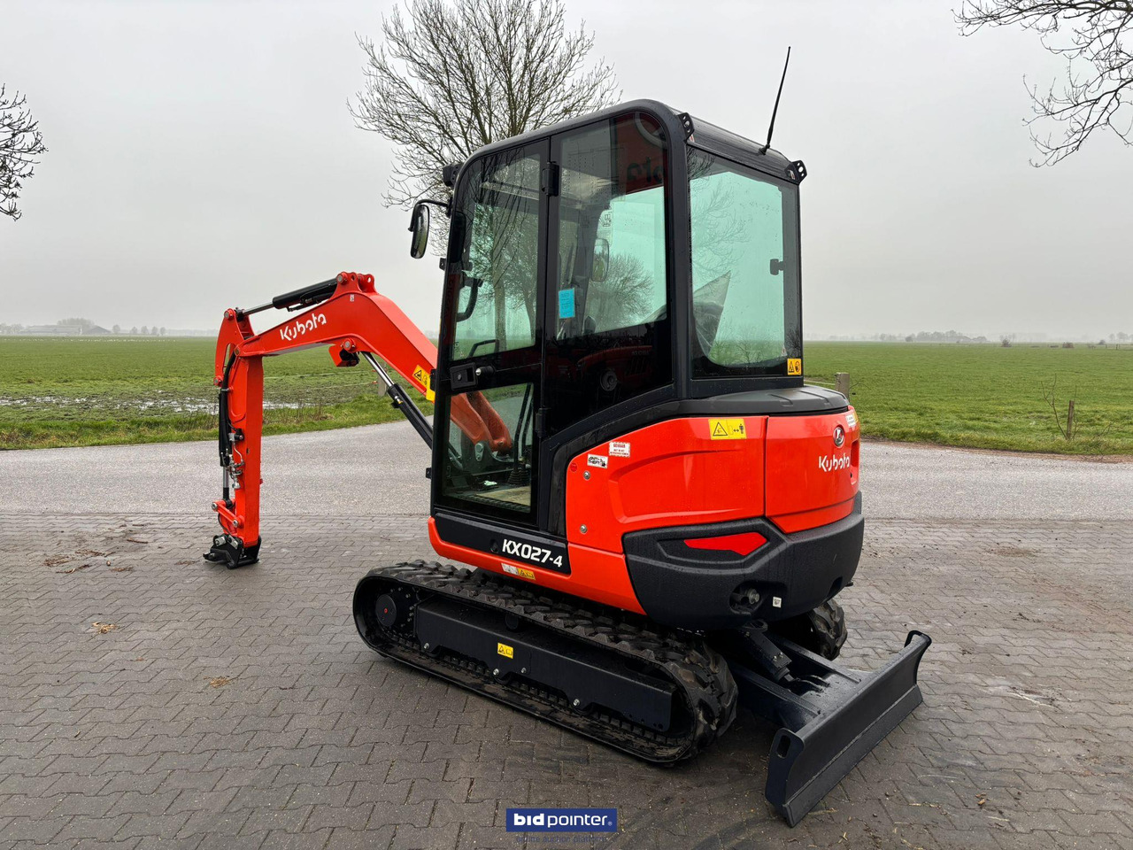 Kubota KX 027 - 4 GL  minigraver - Mini bager: slika 1 Kubota KX 027 - 4 GL  minigraver - Mini bager: slika 1