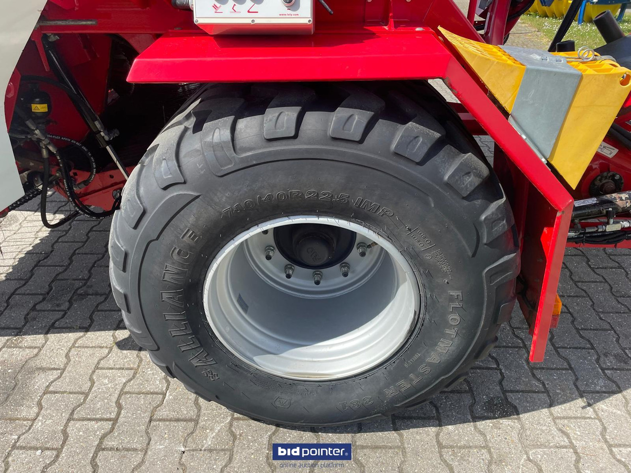 Lely Welger RPC 245 Tornado - Balirka za okrugle bale: slika 4 Lely Welger RPC 245 Tornado - Balirka za okrugle bale: slika 4