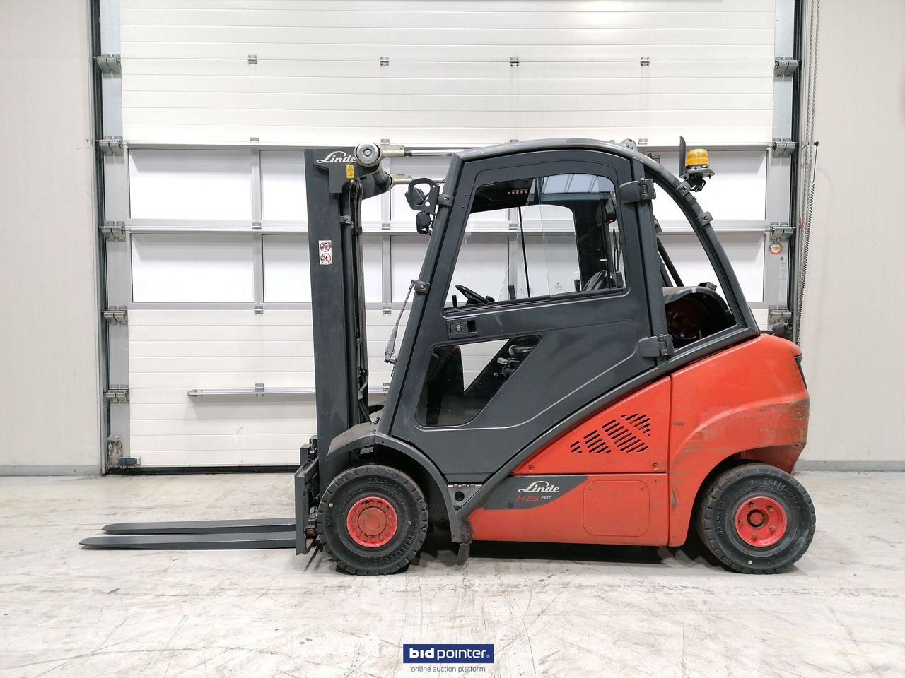 Linde H25T-02 LPG vorkheftruck - Gasni viljuškar: slika 2 Linde H25T-02 LPG vorkheftruck - Gasni viljuškar: slika 2