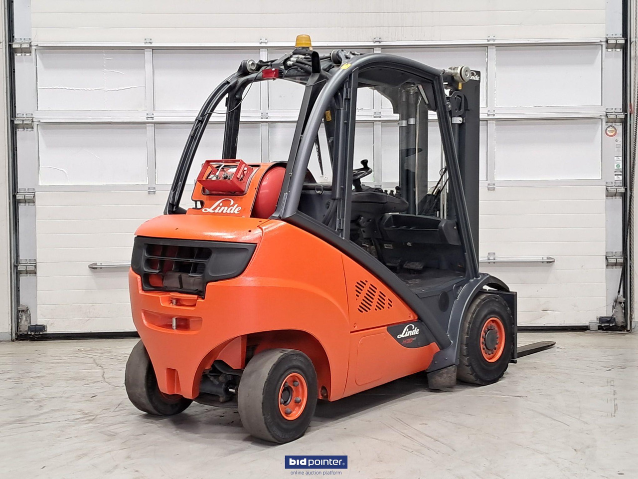 Linde H30T-02 LPG vorkheftruck - Gasni viljuškar: slika 4 Linde H30T-02 LPG vorkheftruck - Gasni viljuškar: slika 4