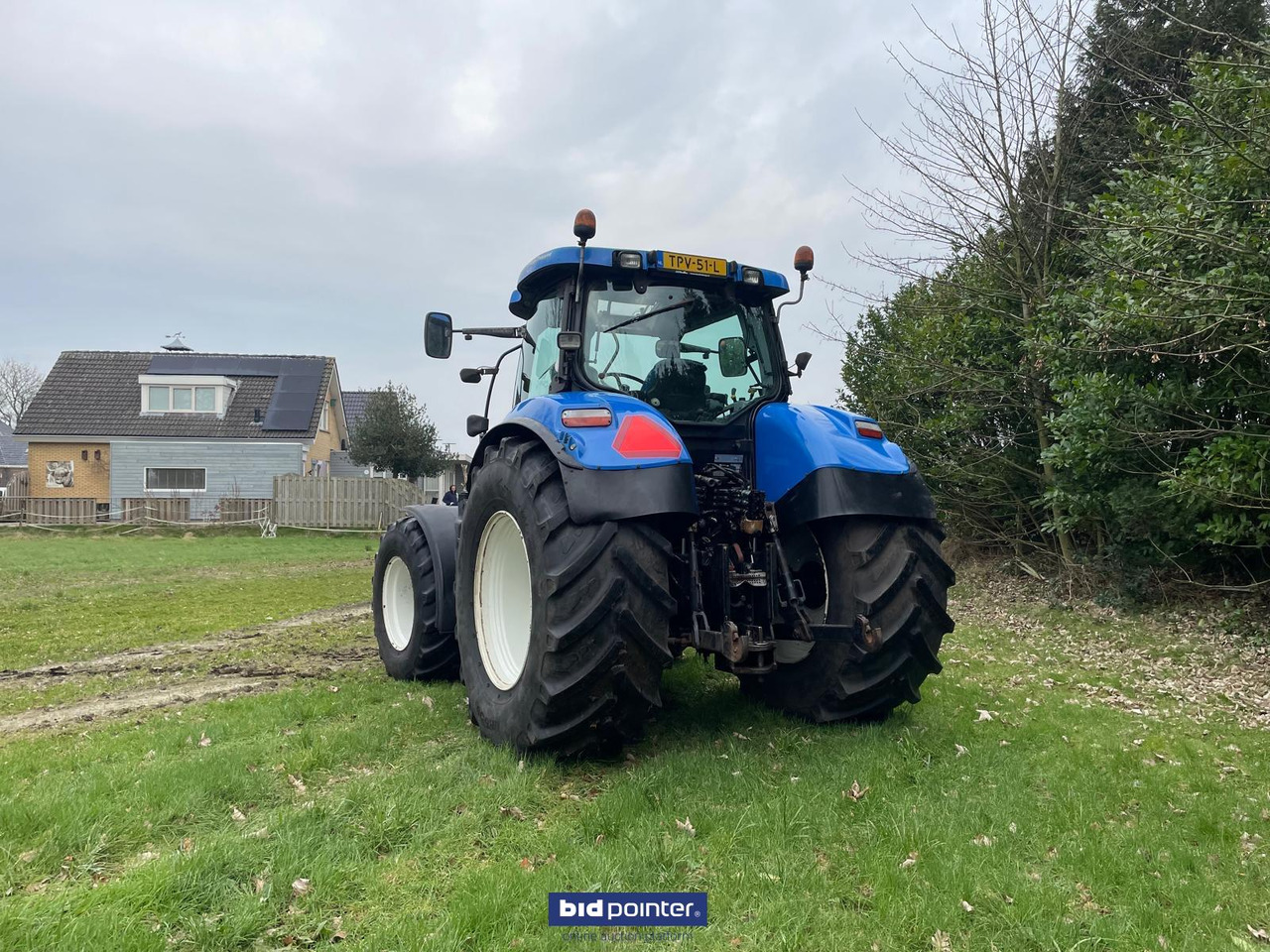 New Holland 6070 - Traktor: slika 5 New Holland 6070 - Traktor: slika 5