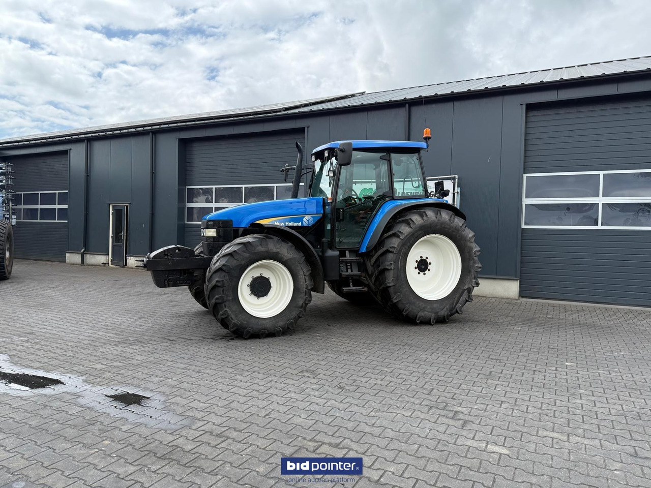 New Holland TM 140 - Traktor: slika 2 New Holland TM 140 - Traktor: slika 2