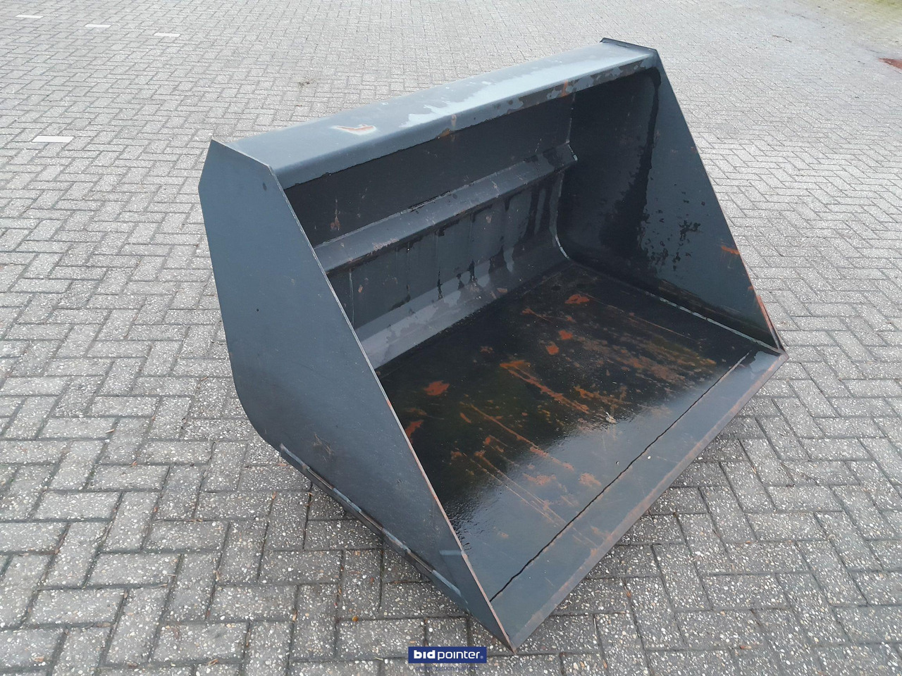 Volumebak shovel traktor - Utovarna kašika: slika 4 Volumebak shovel traktor - Utovarna kašika: slika 4