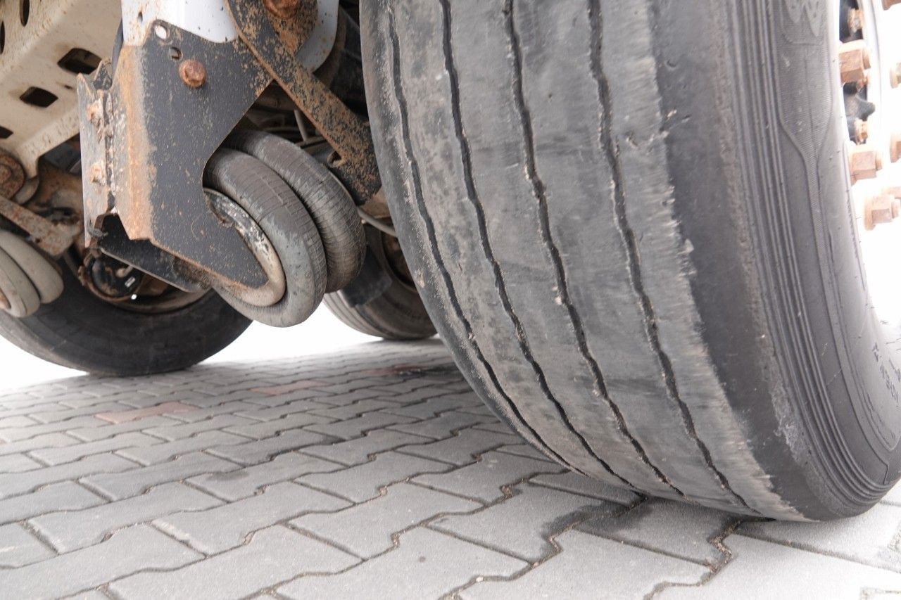 Poluprikolica istovarivača Benalu MENCI WYWROTKA /28 m3 / ALUMINIOWA / OŚ PODNOSZO: slika 15 Poluprikolica istovarivača Benalu MENCI WYWROTKA /28 m3 / ALUMINIOWA / OŚ PODNOSZO: slika 15