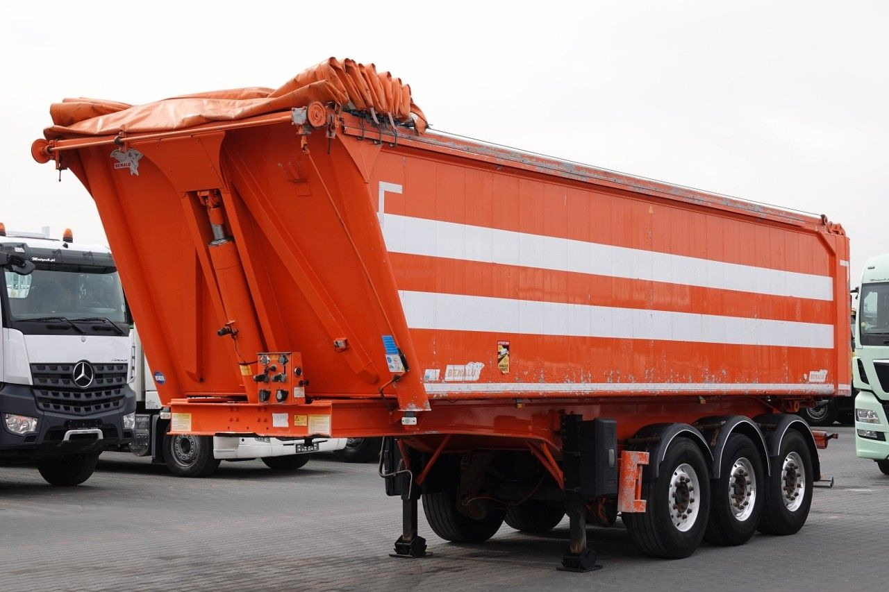 Benalu WYWROTKA 33 m3 / KLAPO-DRZWI / WAGA: 5500 KG / A - Poluprikolica istovarivača: slika 2 Benalu WYWROTKA 33 m3 / KLAPO-DRZWI / WAGA: 5500 KG / A - Poluprikolica istovarivača: slika 2