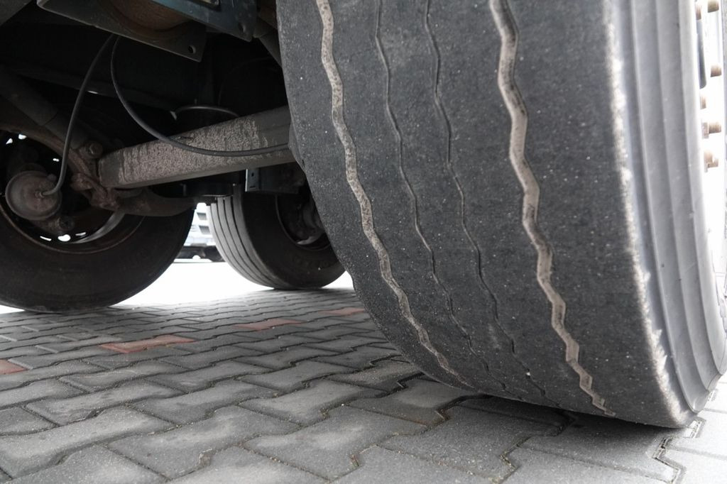 Poluprikolica hladnjače Frühauf KONTENER / KOFFER / ROLETA / PODŁOGA BARDZO MOCN: slika 15 Poluprikolica hladnjače Frühauf KONTENER / KOFFER / ROLETA / PODŁOGA BARDZO MOCN: slika 15