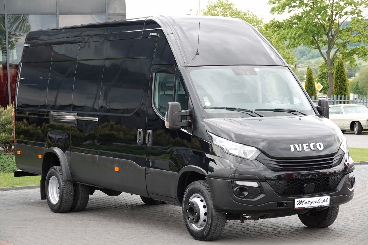Iveco DAILY 3,0 D / BLASZAK / DMC 6500KG / WINDA 15O K - Furgon: slika 2 Iveco DAILY 3,0 D / BLASZAK / DMC 6500KG / WINDA 15O K - Furgon: slika 2