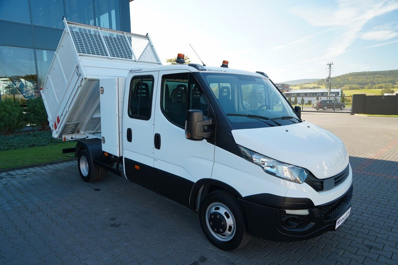 Iveco DAILY 35-140 / BRYGADOWKA / WYWROTKA / BLIŹNIAK - Dostavno vozilo istovarivač, Dostavno vozilo sa duplom kabinom: slika 4 Iveco DAILY 35-140 / BRYGADOWKA / WYWROTKA / BLIŹNIAK - Dostavno vozilo istovarivač, Dostavno vozilo sa duplom kabinom: slika 4