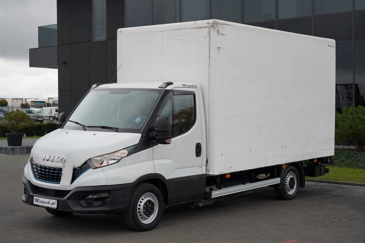 Iveco DAILY 35-NP / CNG / KONTENER / MANUAL / WINDA P - Dostavno vozilo hladnjača: slika 3 Iveco DAILY 35-NP / CNG / KONTENER / MANUAL / WINDA P - Dostavno vozilo hladnjača: slika 3