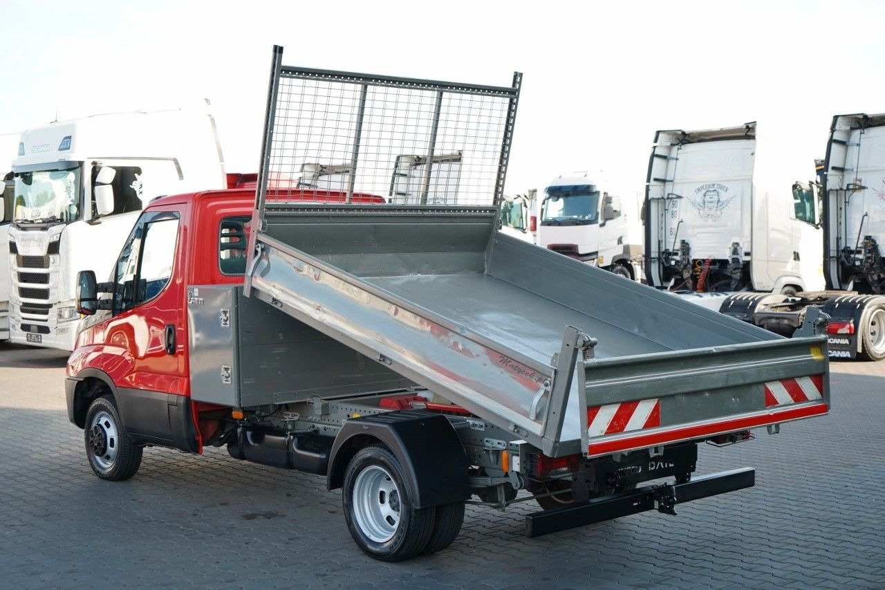 Iveco DAILY 35C12D / - Dostavno vozilo istovarivač: slika 4 Iveco DAILY 35C12D / - Dostavno vozilo istovarivač: slika 4