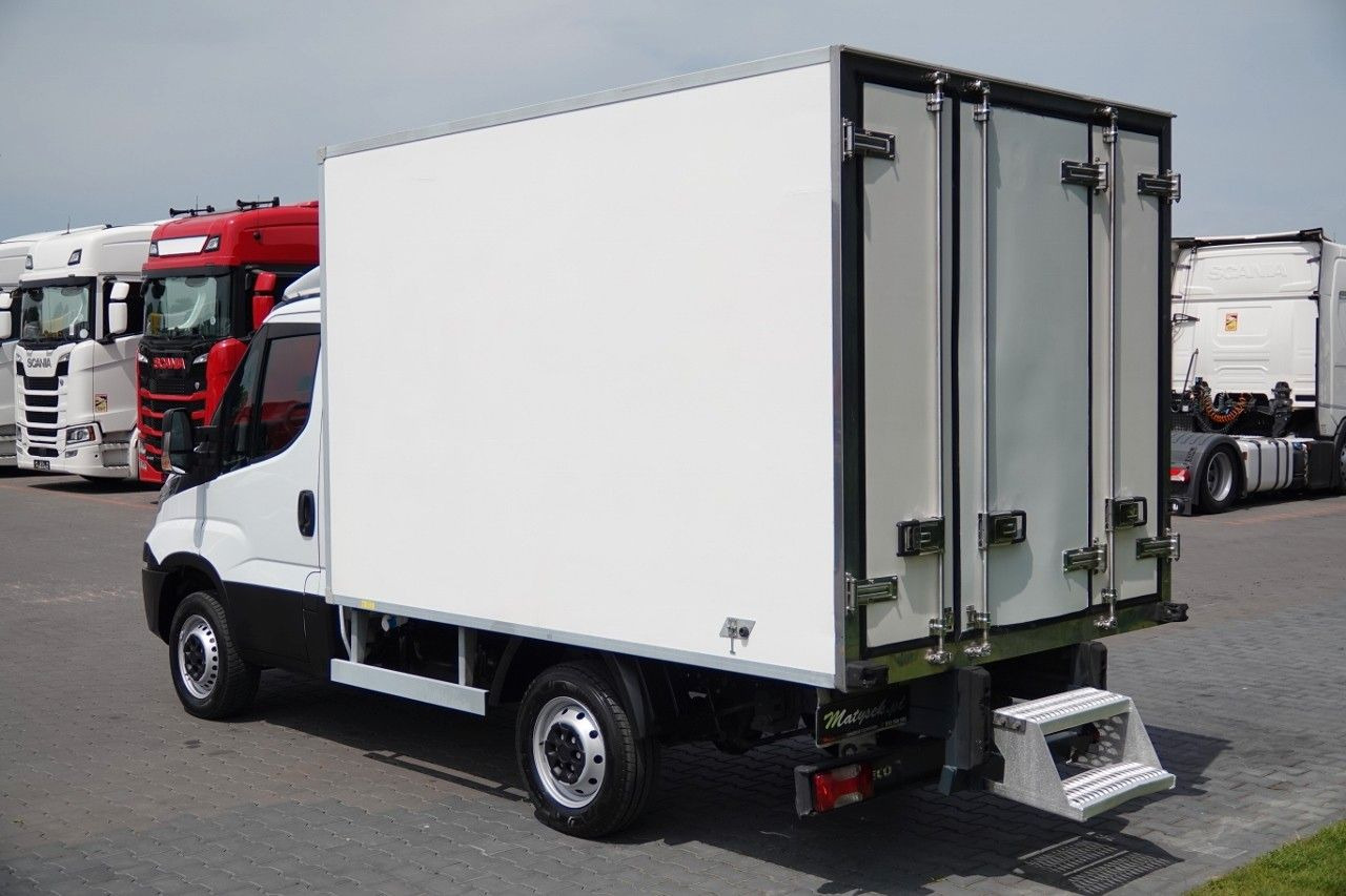 Iveco DAILY / CHŁODNIA / AGREGAT CARIER -XARIOS 200 / - Dostavno vozilo hladnjača: slika 2 Iveco DAILY / CHŁODNIA / AGREGAT CARIER -XARIOS 200 / - Dostavno vozilo hladnjača: slika 2