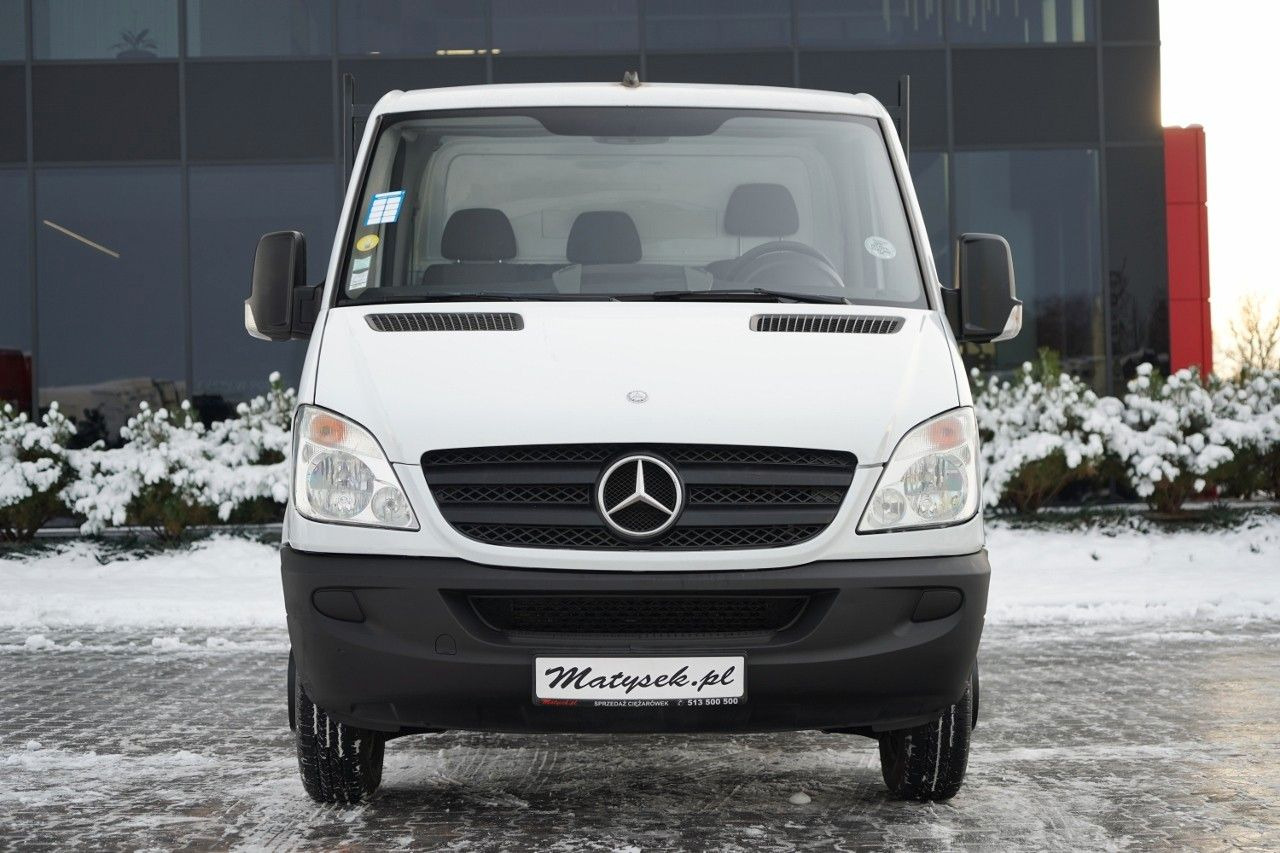 Mercedes-Benz SPRINTER 513 CDI / SKRZYNIOWY 4.4 m / MANUAL / - Dostavno vozilo sa zatvorenim sandukom: slika 2 Mercedes-Benz SPRINTER 513 CDI / SKRZYNIOWY 4.4 m / MANUAL / - Dostavno vozilo sa zatvorenim sandukom: slika 2