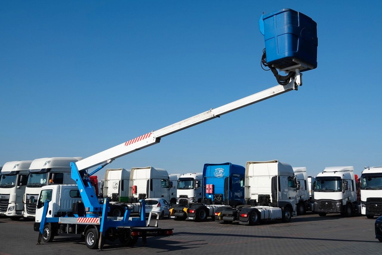 Nissan CABSTAR NT 400 / WZWYŻKA 18 METRÓW / PODNOŚNIK - Vazdušna platforma montirana na kamion: slika 3 Nissan CABSTAR NT 400 / WZWYŻKA 18 METRÓW / PODNOŚNIK - Vazdušna platforma montirana na kamion: slika 3