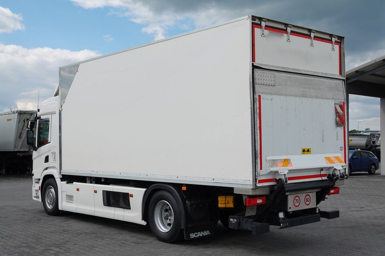 Scania P 280 / 4x2 / CHŁODNIA -6,2 M / AGREGAT FRIGO BL - Kamion sa zatvorenim sandukom: slika 3 Scania P 280 / 4x2 / CHŁODNIA -6,2 M / AGREGAT FRIGO BL - Kamion sa zatvorenim sandukom: slika 3