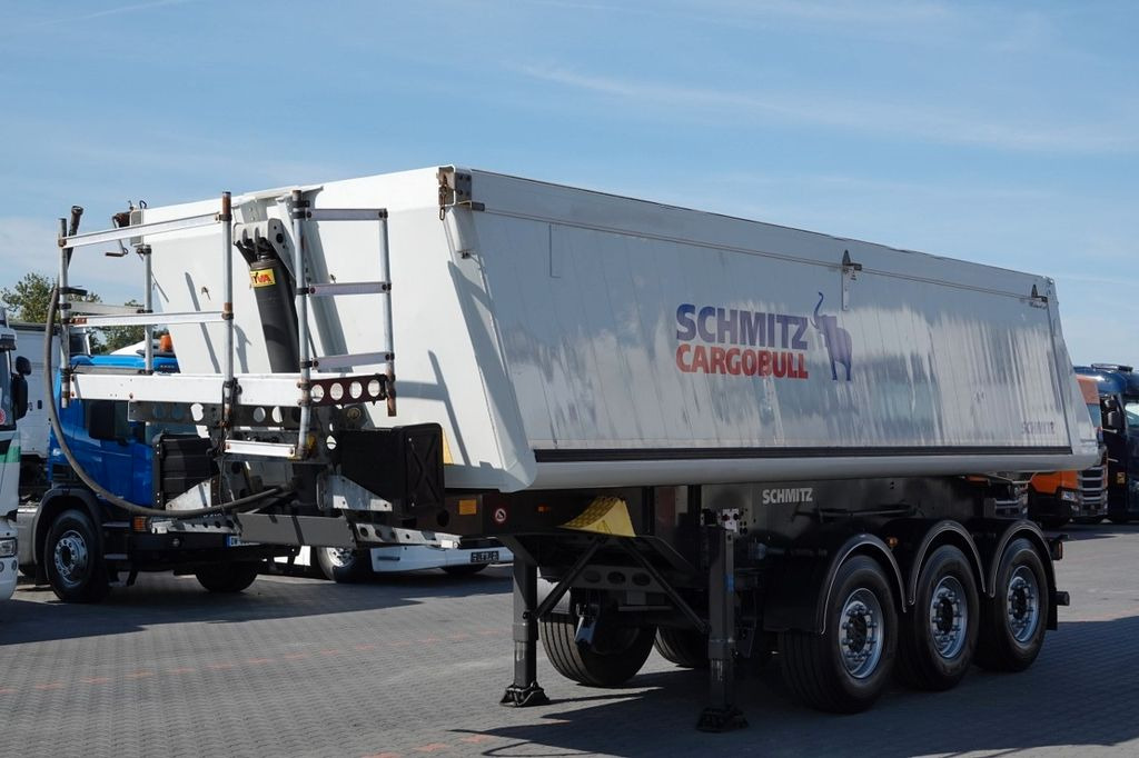 Schmitz Cargobull WYWROTKA 25 m3 / WAGA: 5500 KG / TYŁ KLAPA / OŚ - Poluprikolica sa ceradom: slika 2 Schmitz Cargobull WYWROTKA 25 m3 / WAGA: 5500 KG / TYŁ KLAPA / OŚ - Poluprikolica sa ceradom: slika 2