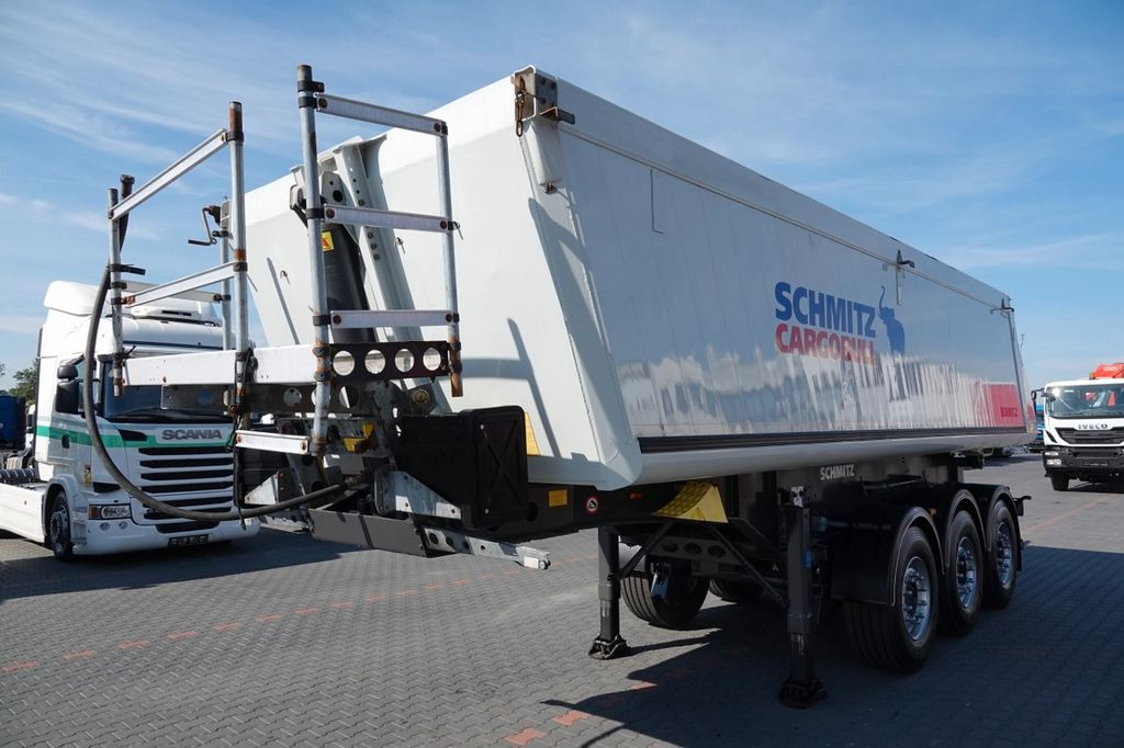 Schmitz Cargobull WYWROTKA 25 m3 / WAGA: 5500 KG / TYŁ KLAPA / OŚ - Poluprikolica sa ceradom: slika 3 Schmitz Cargobull WYWROTKA 25 m3 / WAGA: 5500 KG / TYŁ KLAPA / OŚ - Poluprikolica sa ceradom: slika 3