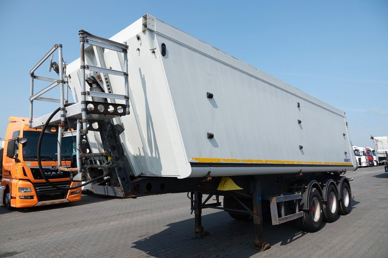 Schmitz Cargobull WYWROTKA 40 M3 / MULDA ALUMINIOWA / OŚ PODNOSZO - Poluprikolica istovarivača: slika 4 Schmitz Cargobull WYWROTKA 40 M3 / MULDA ALUMINIOWA / OŚ PODNOSZO - Poluprikolica istovarivača: slika 4