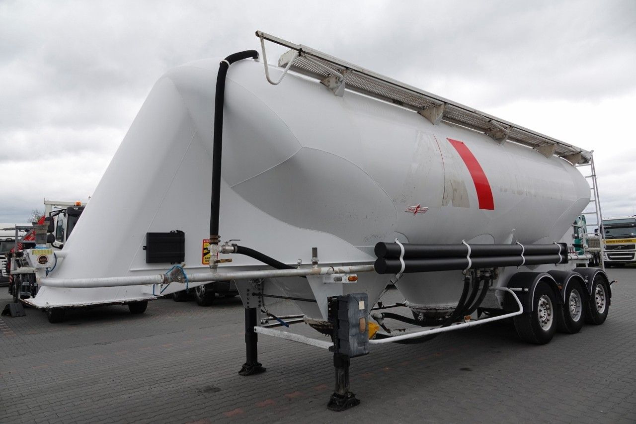 Spitzer CEMENTONACZEPA / 43 000 L / SILOS / 3 KOMORY / O - Silo cisterna: slika 3 Spitzer CEMENTONACZEPA / 43 000 L / SILOS / 3 KOMORY / O - Silo cisterna: slika 3