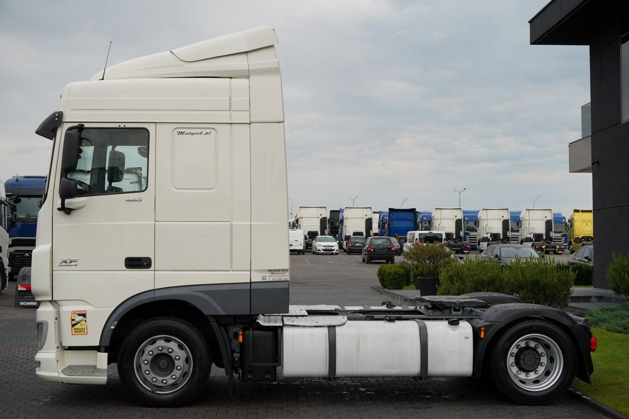 DAF XF 460 / SPACE CAB / MEGA / LOW DECK / EURO 6 - Tegljač: slika 3 DAF XF 460 / SPACE CAB / MEGA / LOW DECK / EURO 6 - Tegljač: slika 3