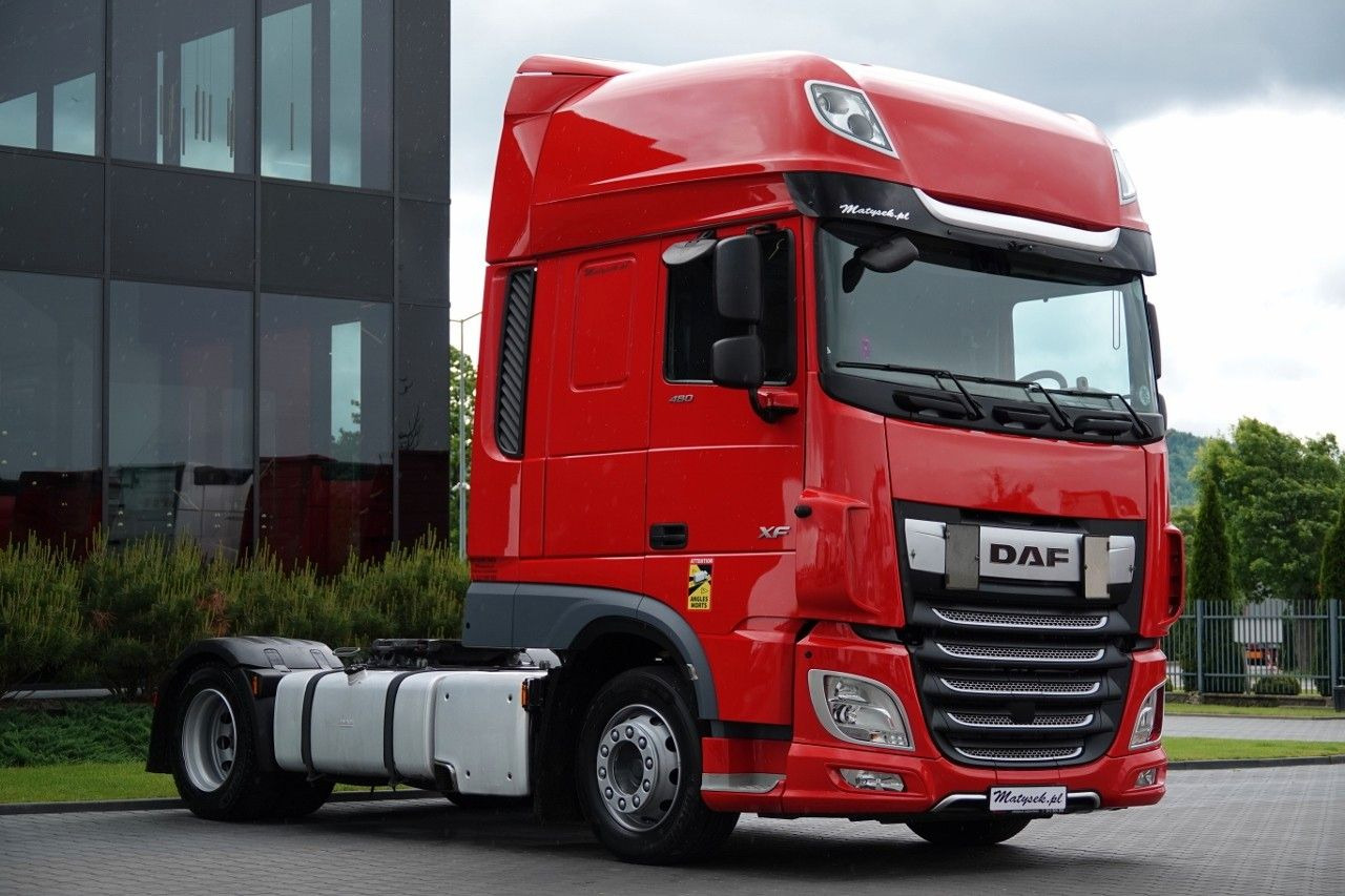 DAF XF 480 / LOW DECK / MEGA / 2021 / SSC / PO ZŁOTY - Tegljač: slika 1 DAF XF 480 / LOW DECK / MEGA / 2021 / SSC / PO ZŁOTY - Tegljač: slika 1